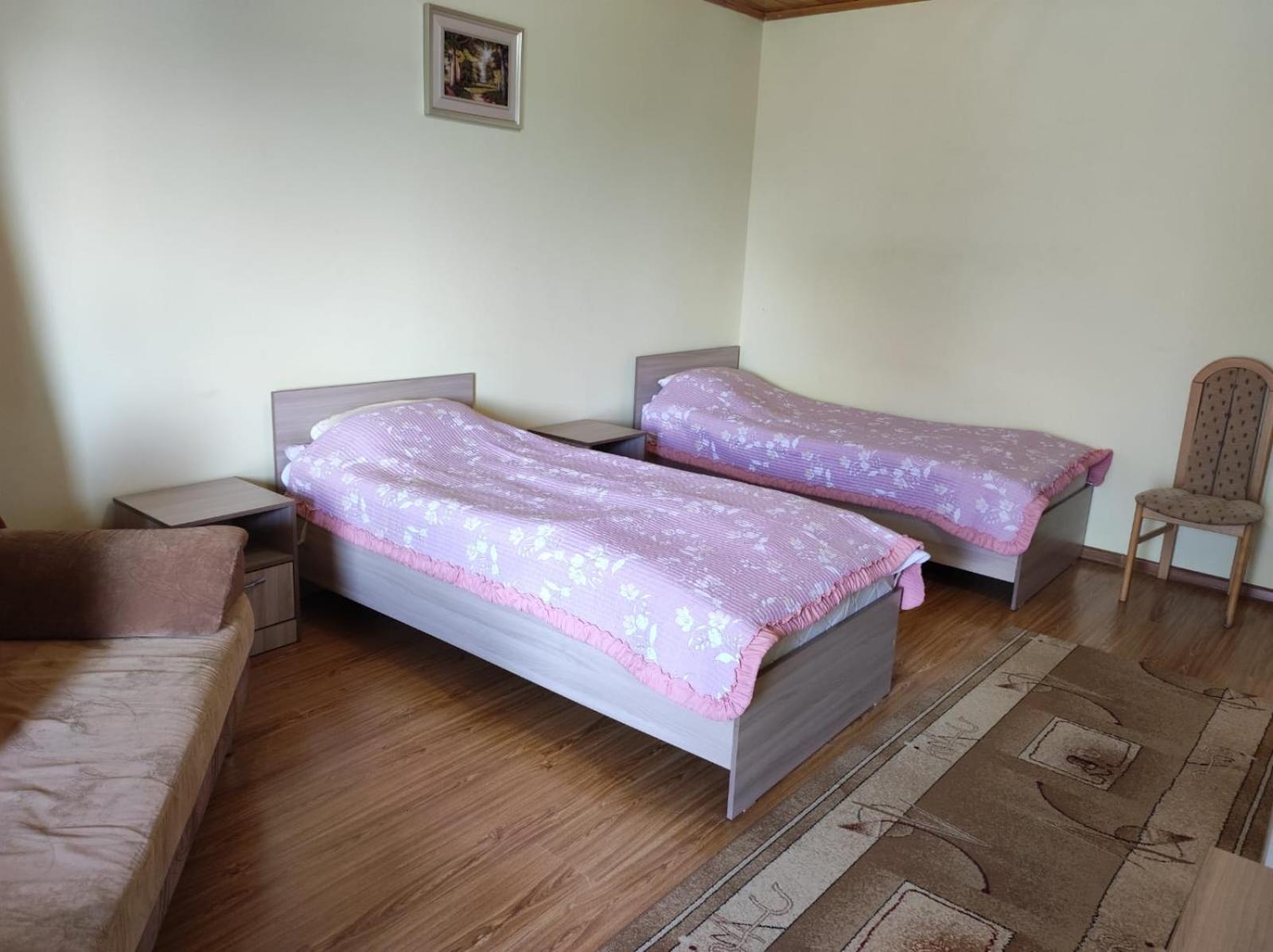 В Гостях На Иссык-Куле Hotell Tsjolpon-Ata Eksteriør bilde