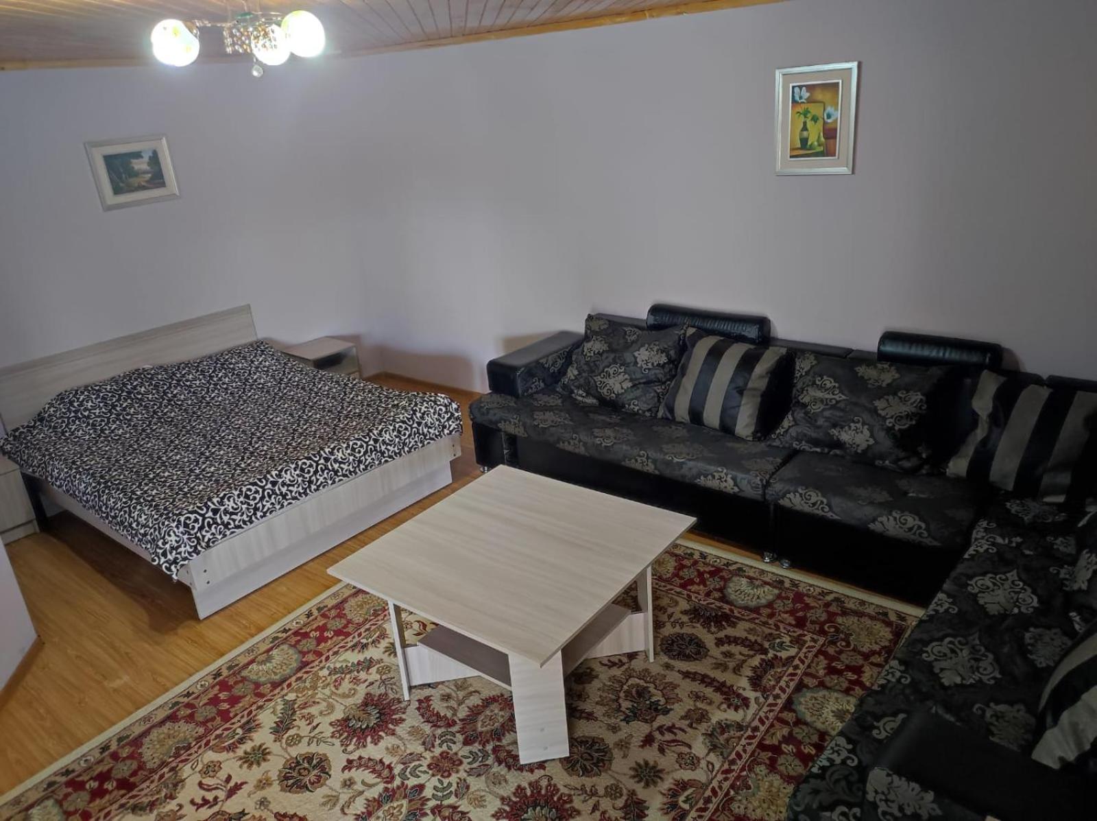 В Гостях На Иссык-Куле Hotell Tsjolpon-Ata Eksteriør bilde